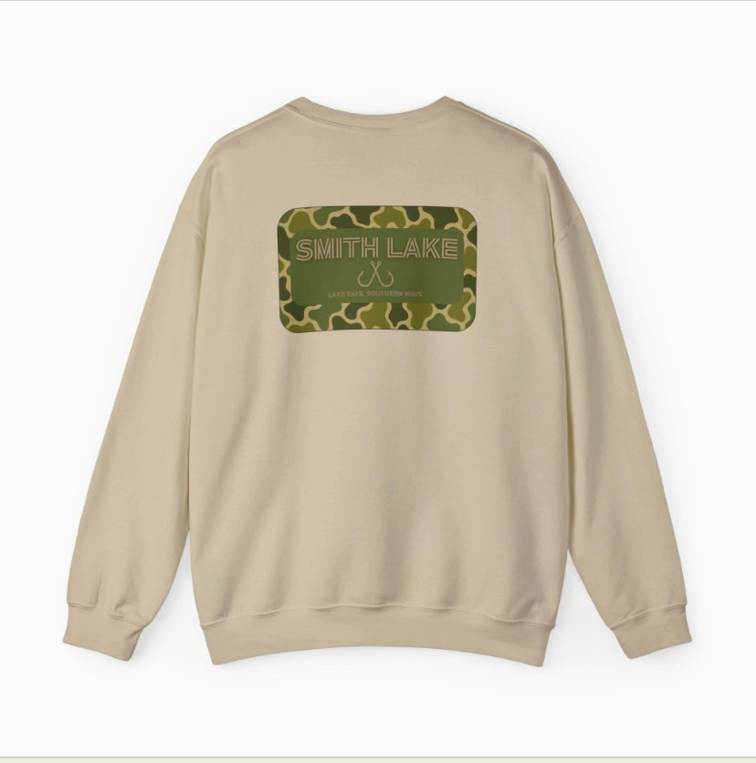 Lake days camo crew neck